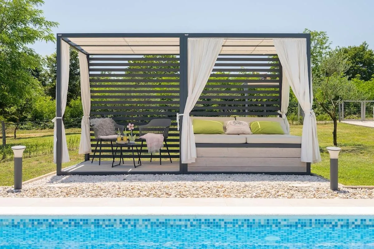 Villa Romantica By Istrialux Labin